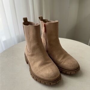 Girl boots size 11
